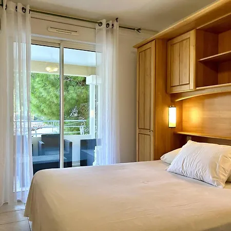 Διαμέρισμα Climatise 2 Pieces Avec Terrasse Et Parking Au Lavandou Le Lavandou