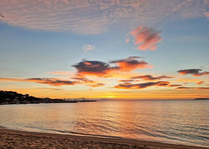 Climatise 2 Pieces Avec Terrasse Et Parking Au Lavandou - Fr-1-251-854 Apartament Le Lavandou